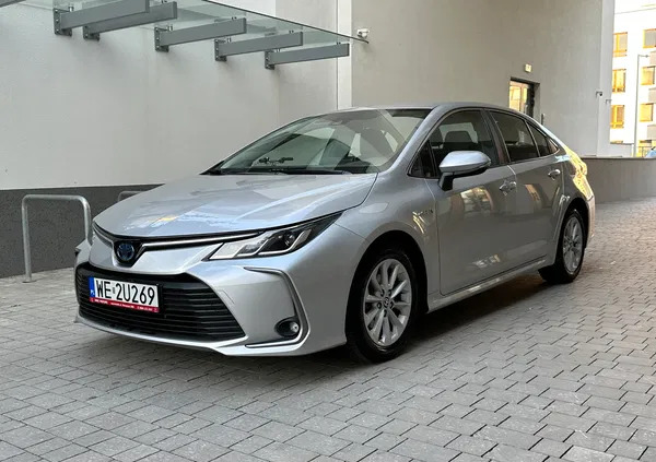 mazowieckie Toyota Corolla cena 79900 przebieg: 95777, rok produkcji 2020 z Wyrzysk